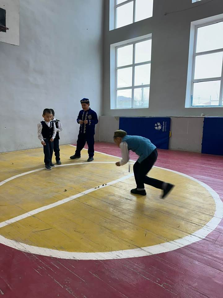 “Наурызнама-2026” іс-шарасы бойынша ұлттық спорт күнінде асық ату, бестас, тоғызқұмалақ ойындарынан жарыстар өткізілді.