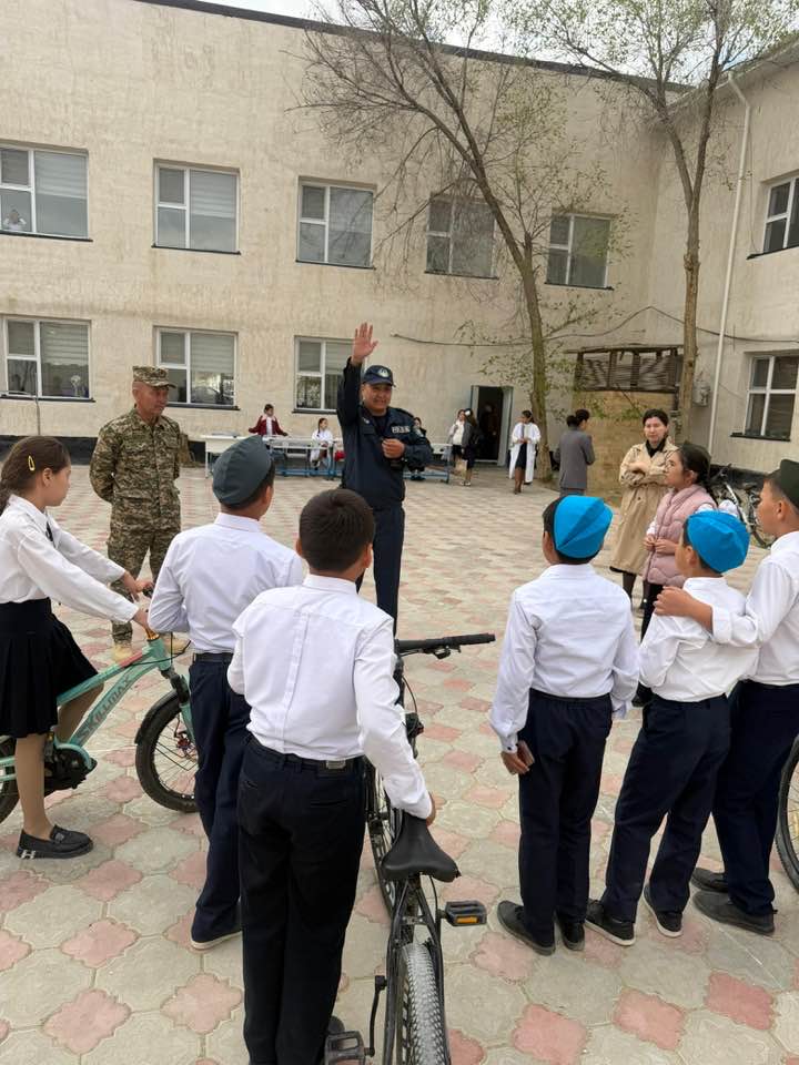 “Е.Айшуақұлы атындағы ЖББМ” КММ-де сәуір айының 8-нде мектепшілік “Жас инспектор -2026” байқауы өткізілді.